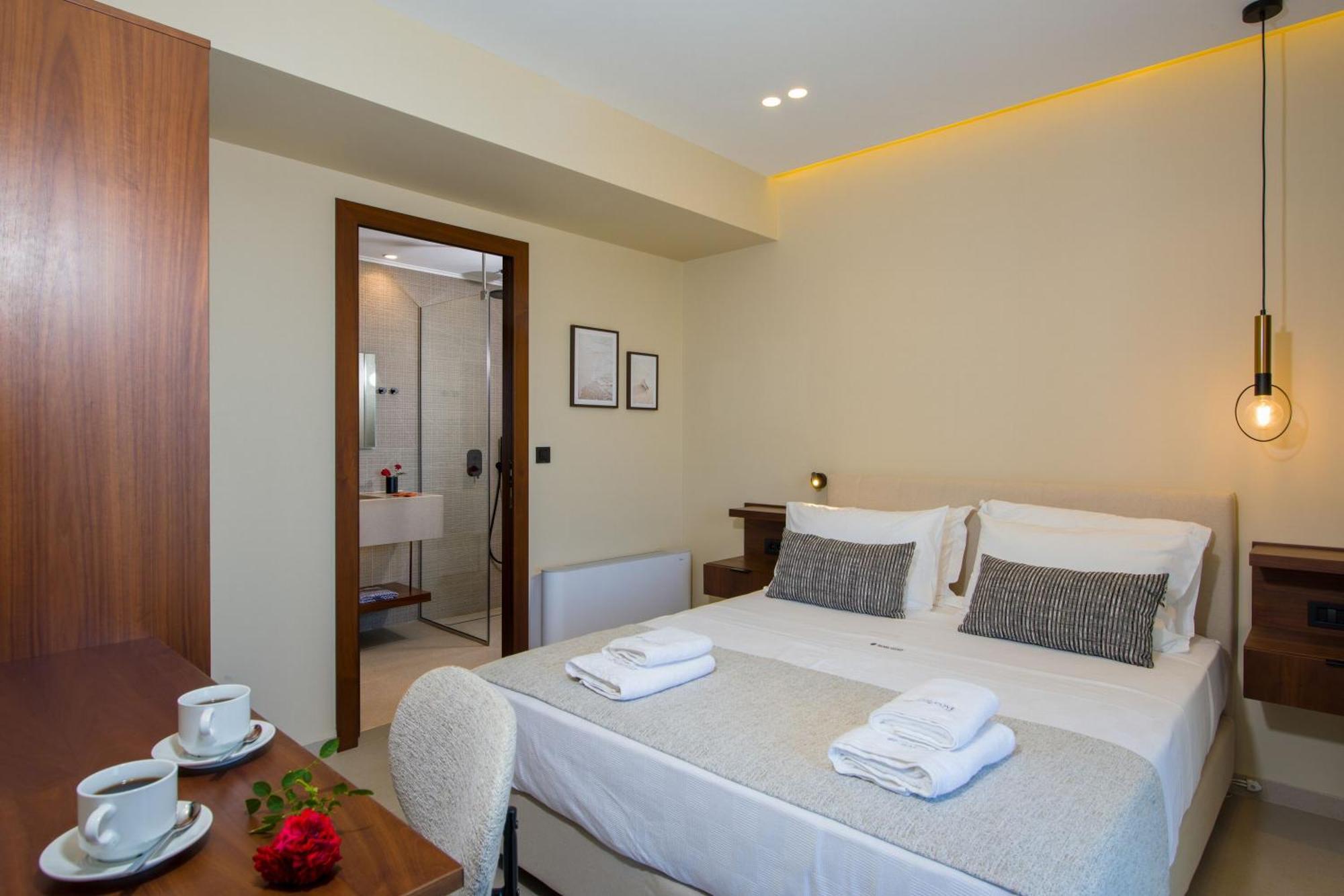 Almi-Cove Hilltop Villas อัลมีรีดา ภายนอก รูปภาพ