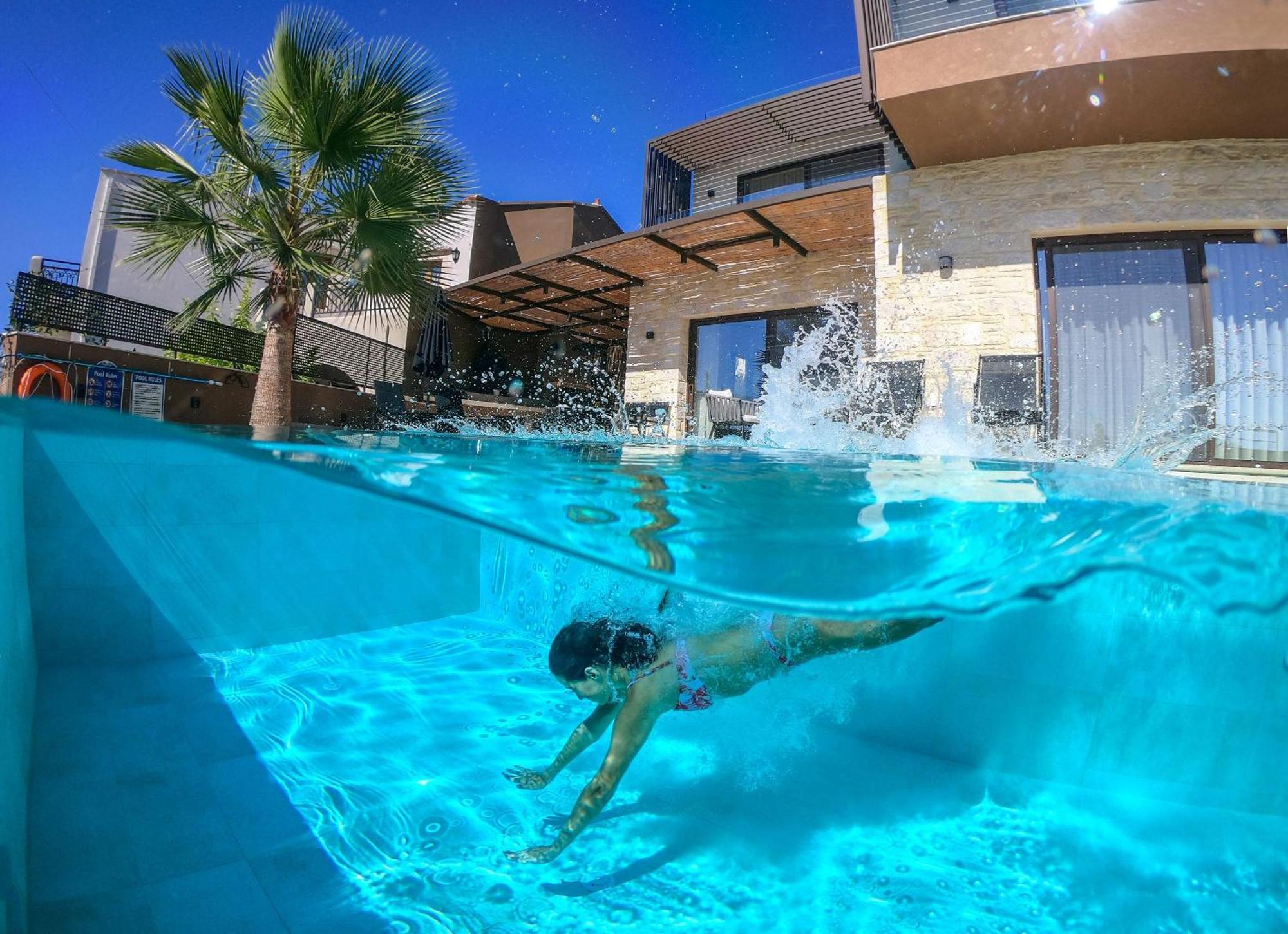 Almi-Cove Hilltop Villas อัลมีรีดา ภายนอก รูปภาพ