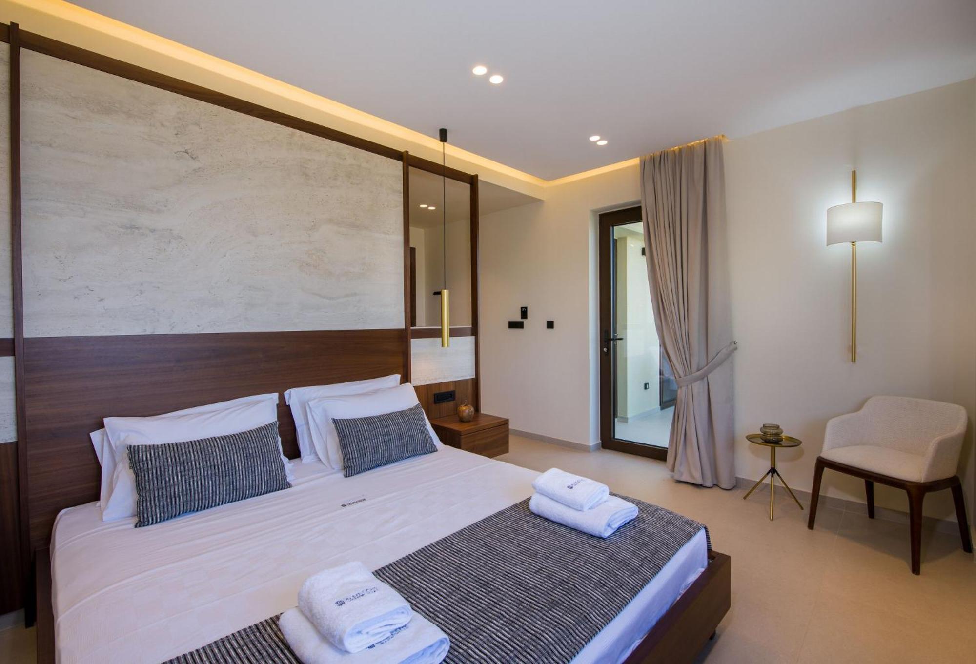 Almi-Cove Hilltop Villas อัลมีรีดา ภายนอก รูปภาพ