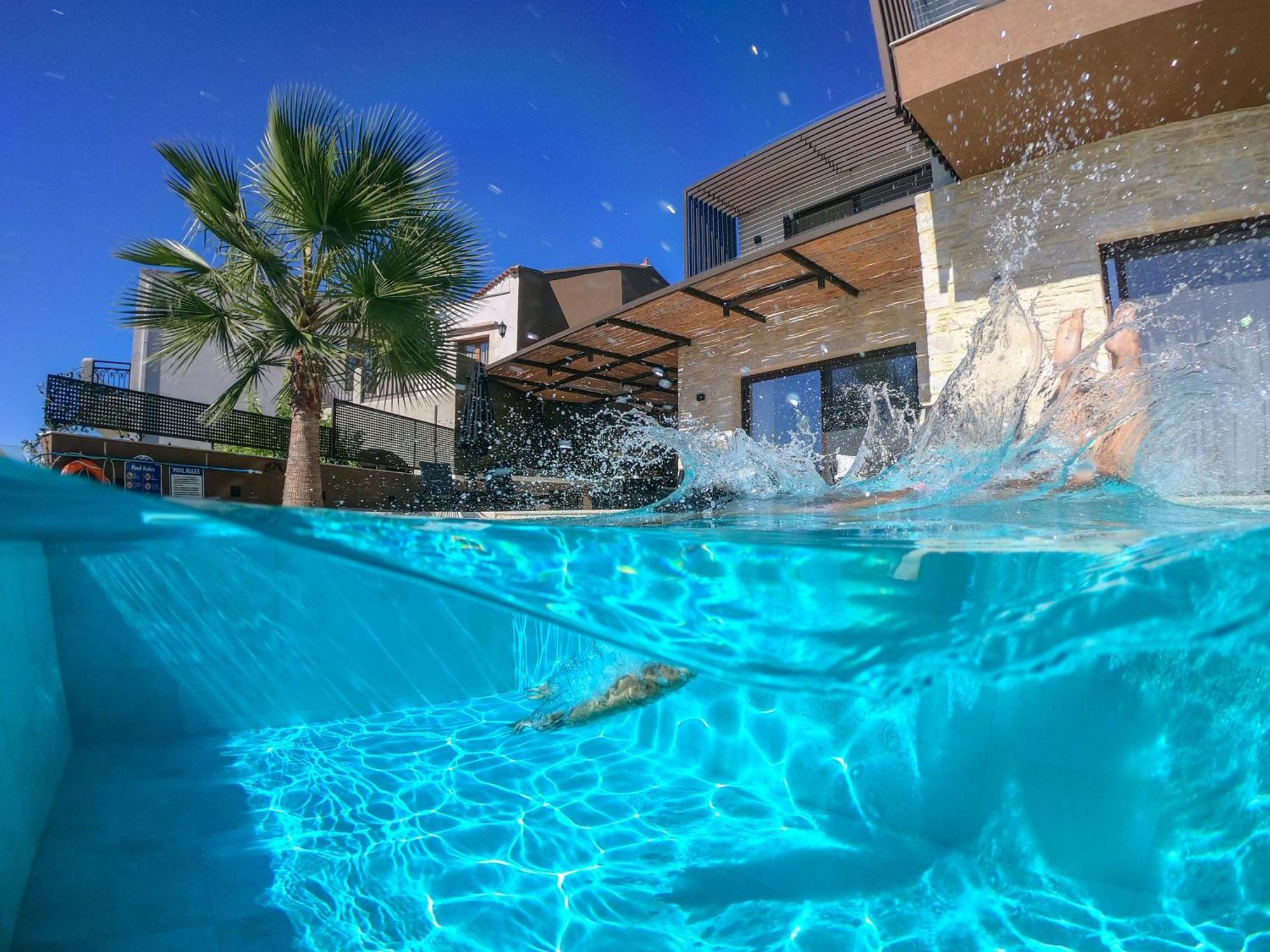 Almi-Cove Hilltop Villas อัลมีรีดา ภายนอก รูปภาพ